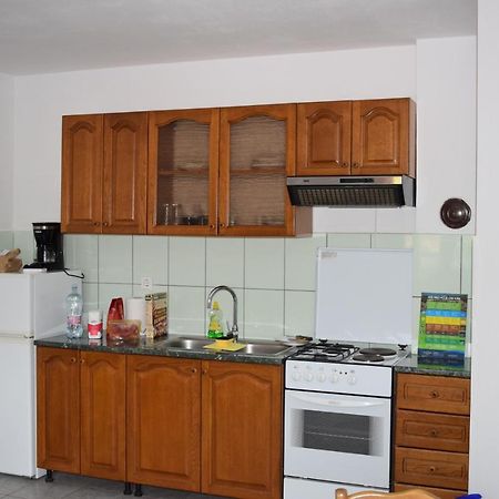 Apartments Malinska-Kajkic Екстериор снимка